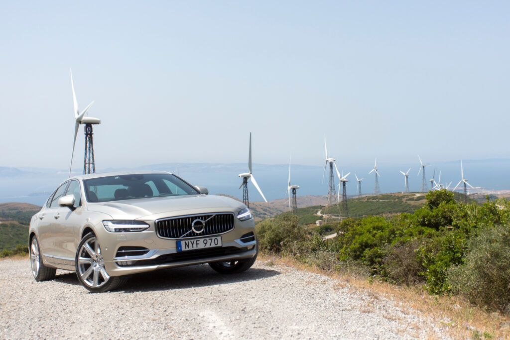 Volvo S90