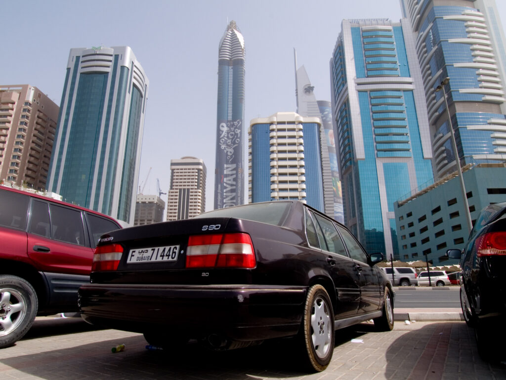 Old Volvo S90